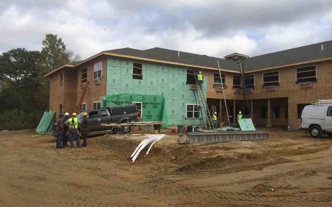 Choosing the Right Commercial Flat Roof: Systems, Materials, and More